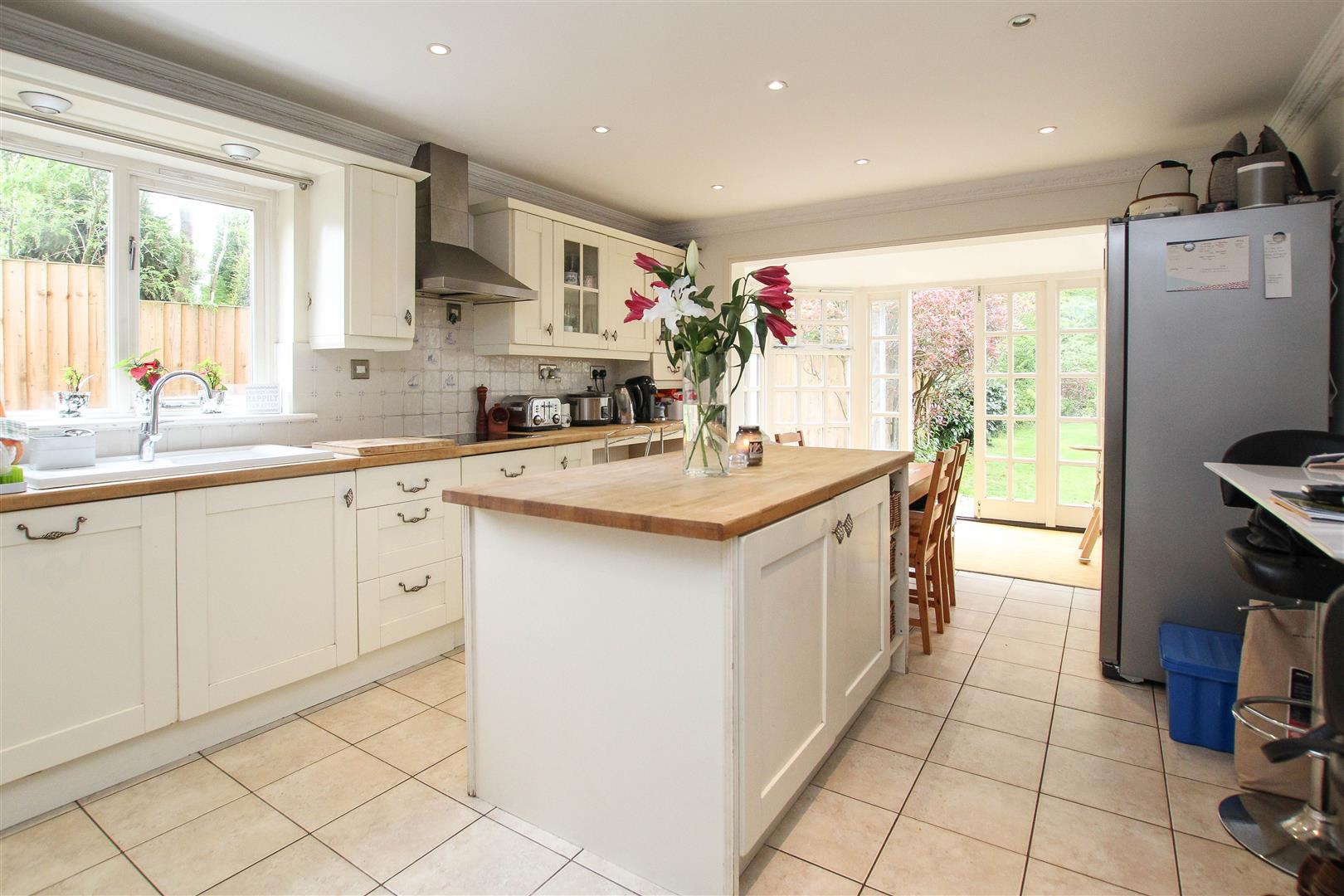 The Avenue, Brentwood Keith Ashton Signature Home Keith Ashton